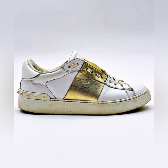 VALENTINO Rockstud Sneakers - Picture 1 of 5